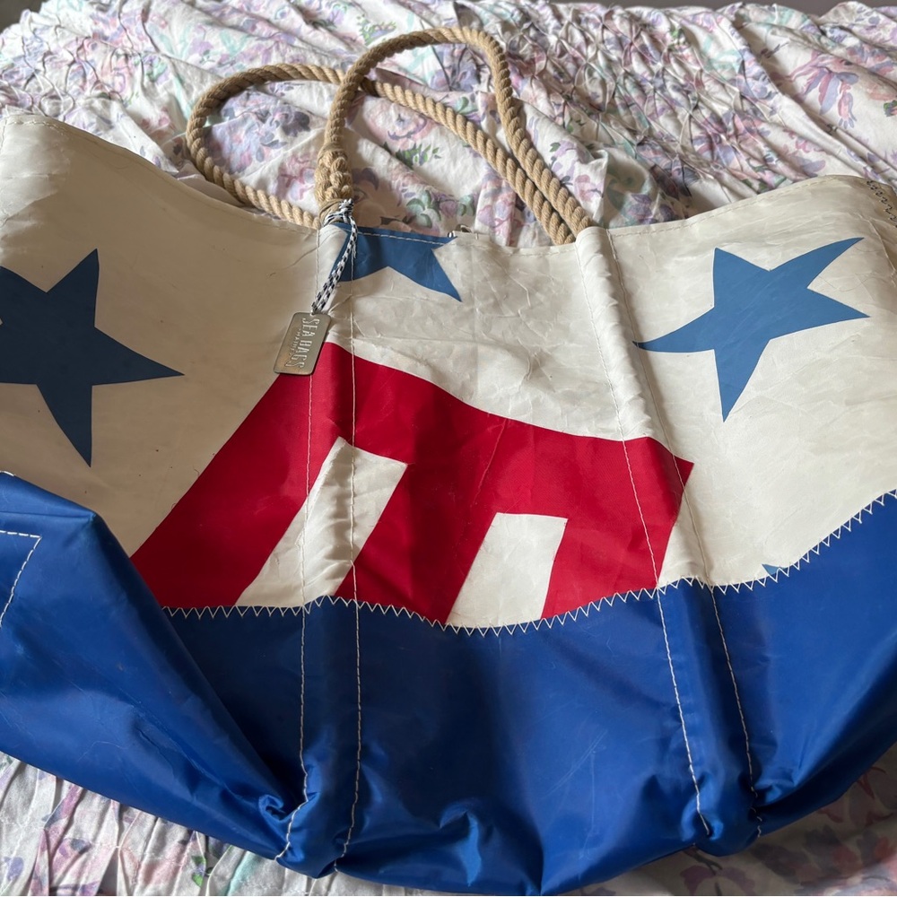 Sea Bags Maine extra large - tote made from retired sails!